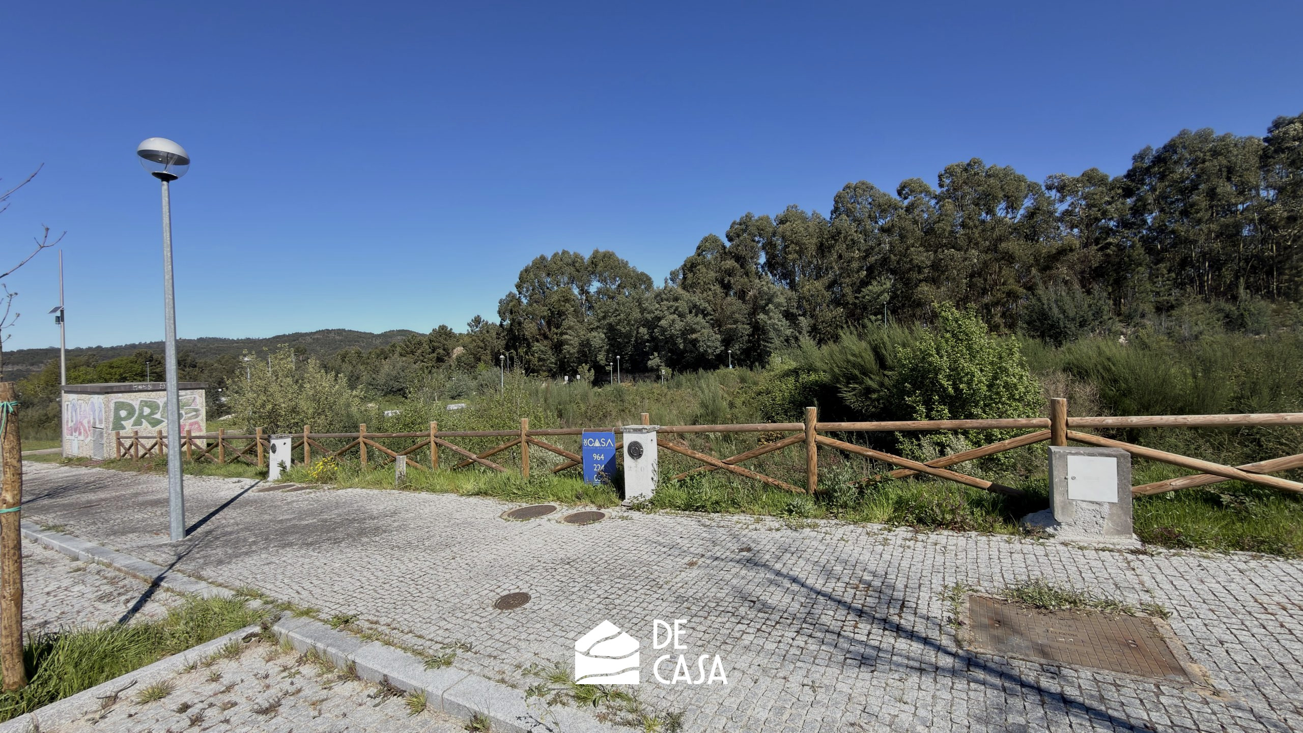 Terreno para Construção de Moradia em Banda